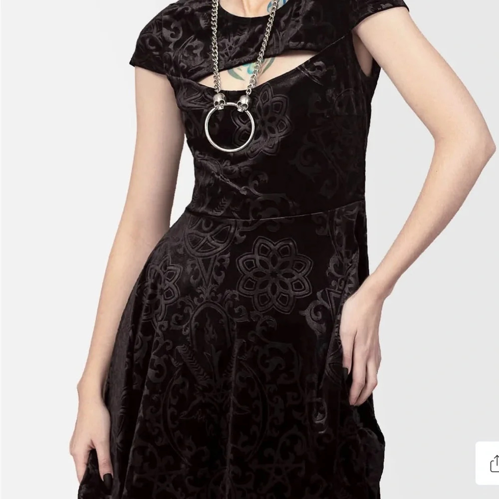 NWT Killstar Blasphemia Black Velvet Keyhole Dress - Picture 5 of 5
